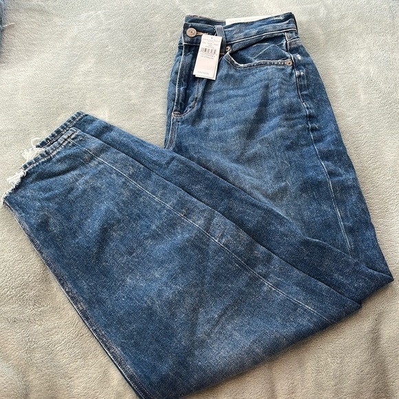 American Eagle Outfitters Denim - American eagle relaxed mom jeans